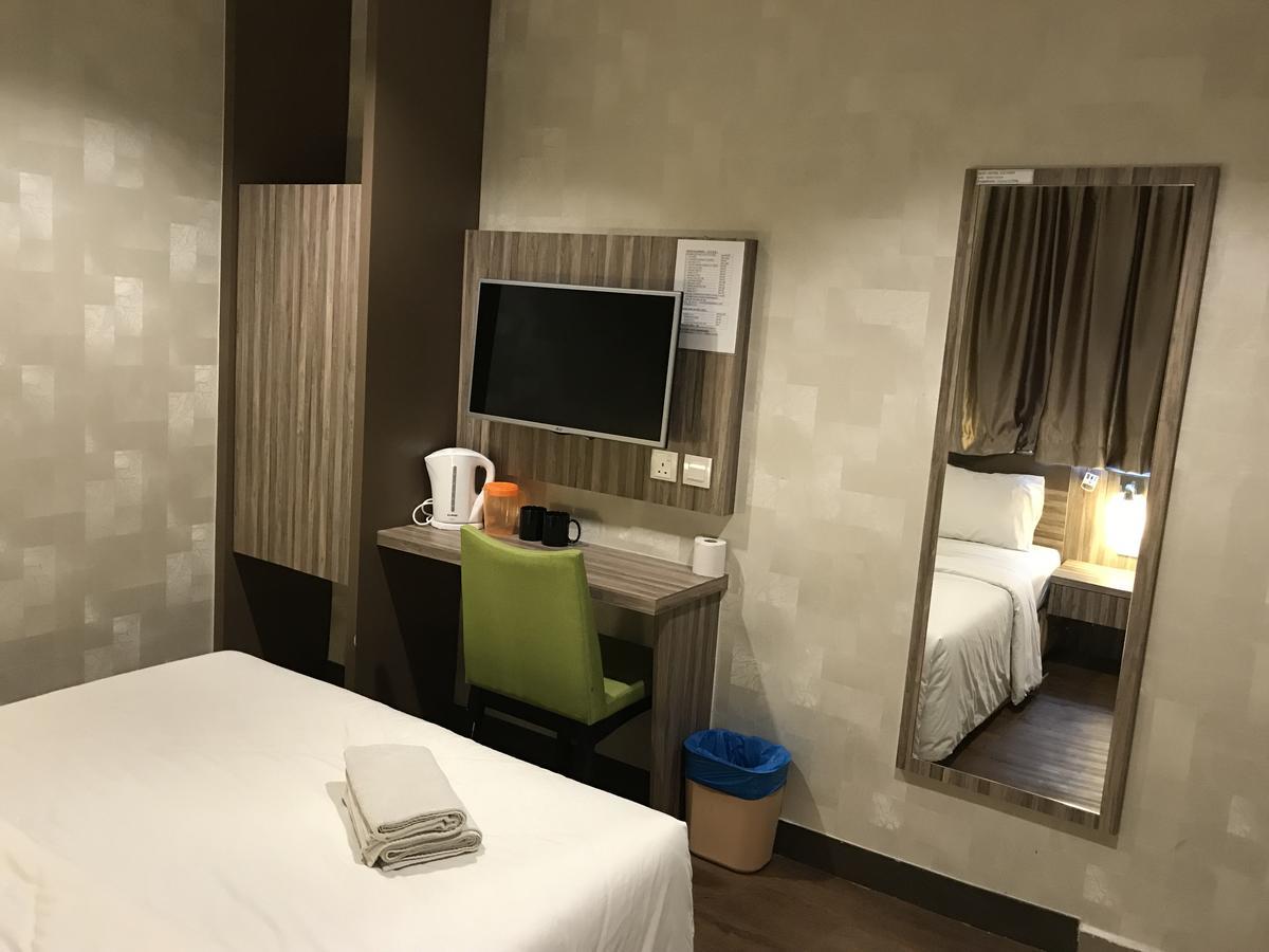 Victory Hotel Johor Bahru Ngoại thất bức ảnh